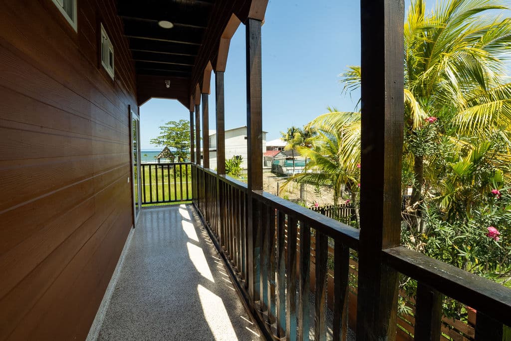 Balcón con vista al mar